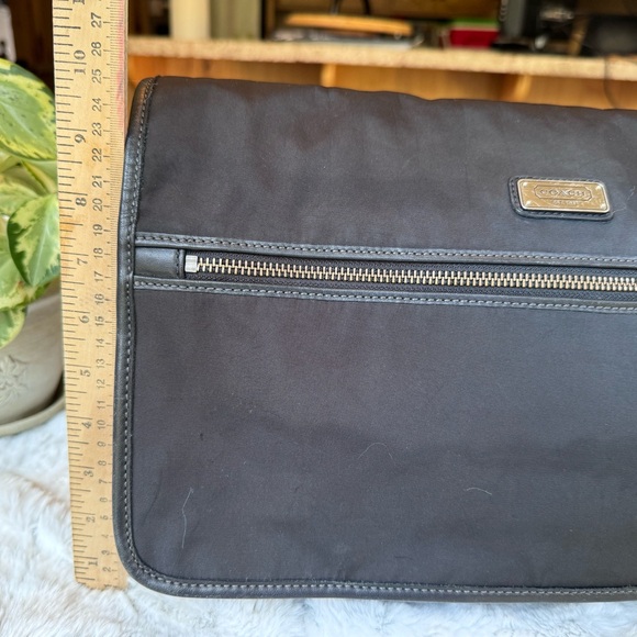 Coach Black Nylon Messenger Bag Computer Bag Adjustable Strap F70355 with COA - Picture 7 of 11